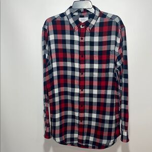 Croft & Barrow Red and Black Casual Button Down Shirt